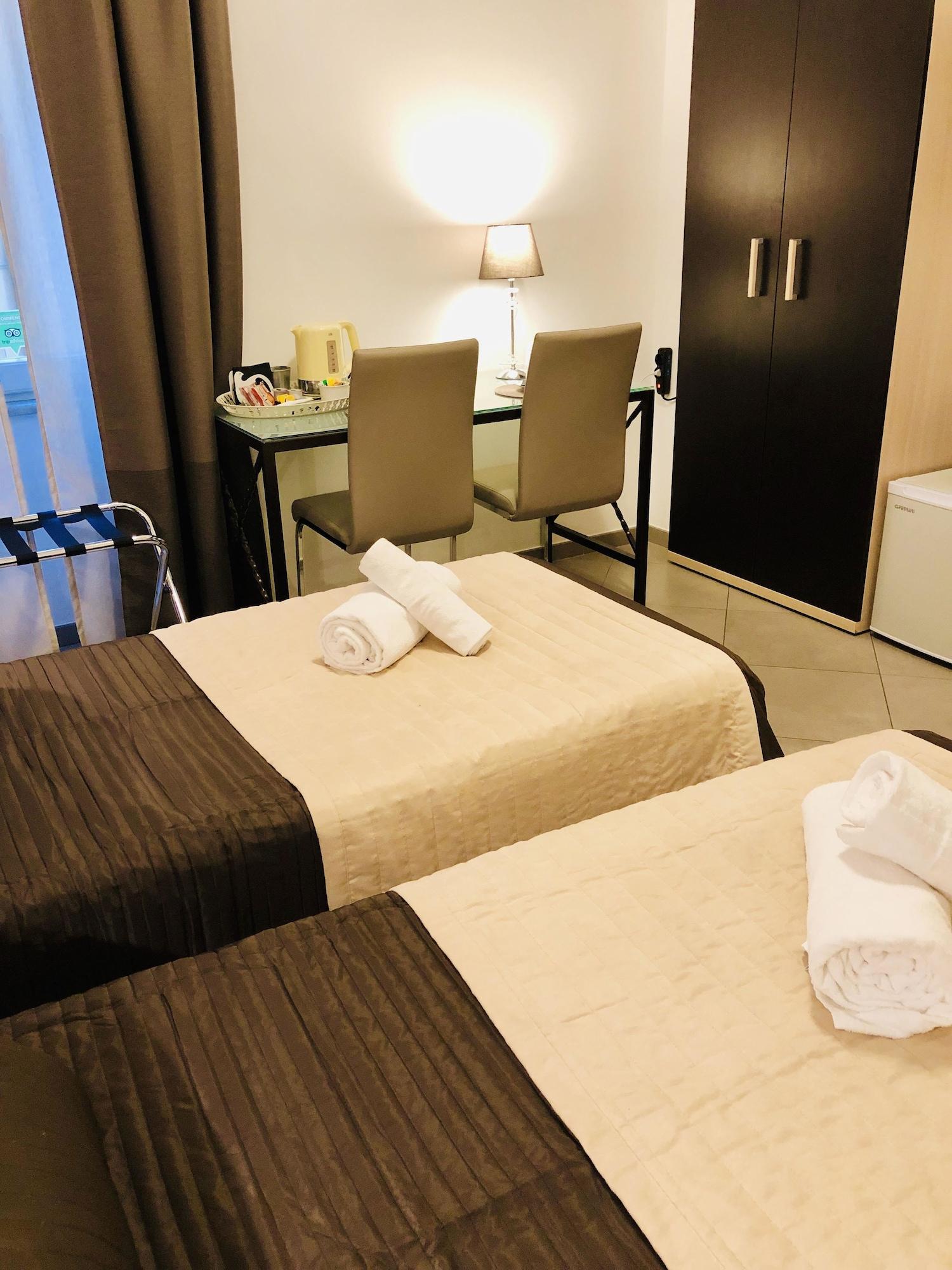 Guest house Castel Sant'angelo 3*